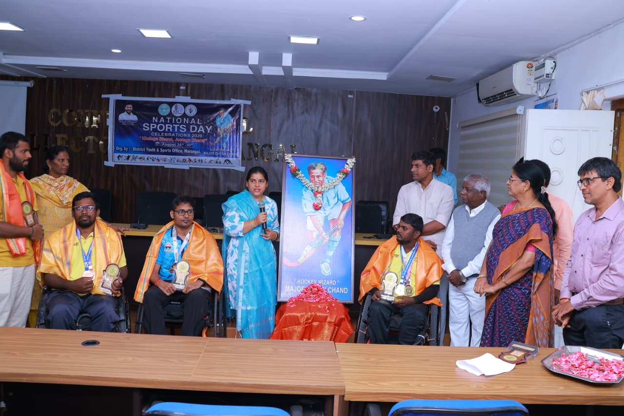 హాకీ దిగ్గజం మేజర్ ధ్యాన్‌చంద్‌కు ఘన నివాళి