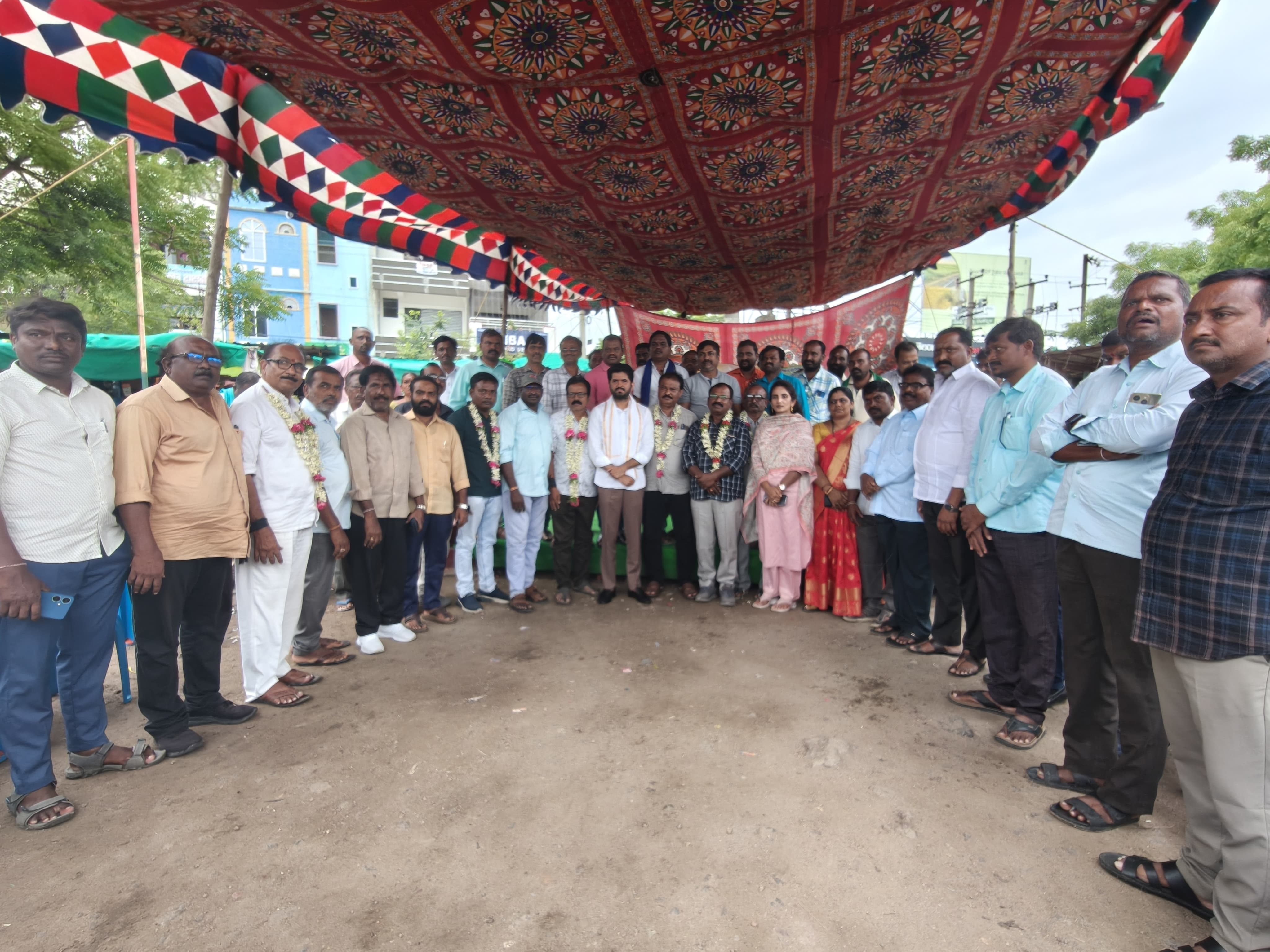 జర్నలిస్టులకు అండగా కాంగ్రెస్ ప్రభుత్వం ఉంటుంది: హుజురాబాద్ కాంగ్రెస్ పార్టీ నియోజకవర్గ ఇంచార్జి వొడితల ప్రణవ్