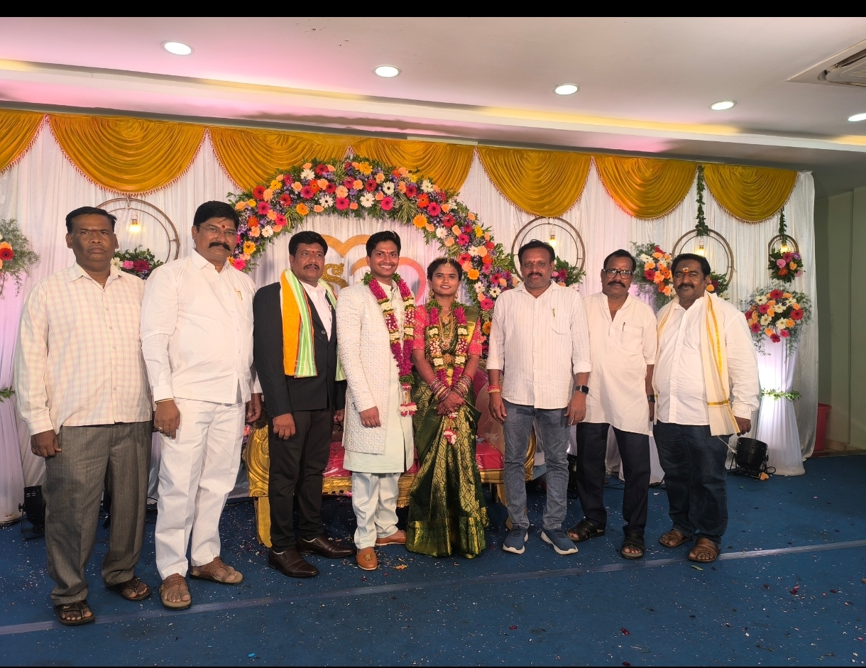 పంజాల తిరుపతి గౌడ్ కుమారుని నిశ్చితార్థ వేడుక కు హాజరైన బీసీ ఆజాది ఫెడరేషన్ నాయకులు