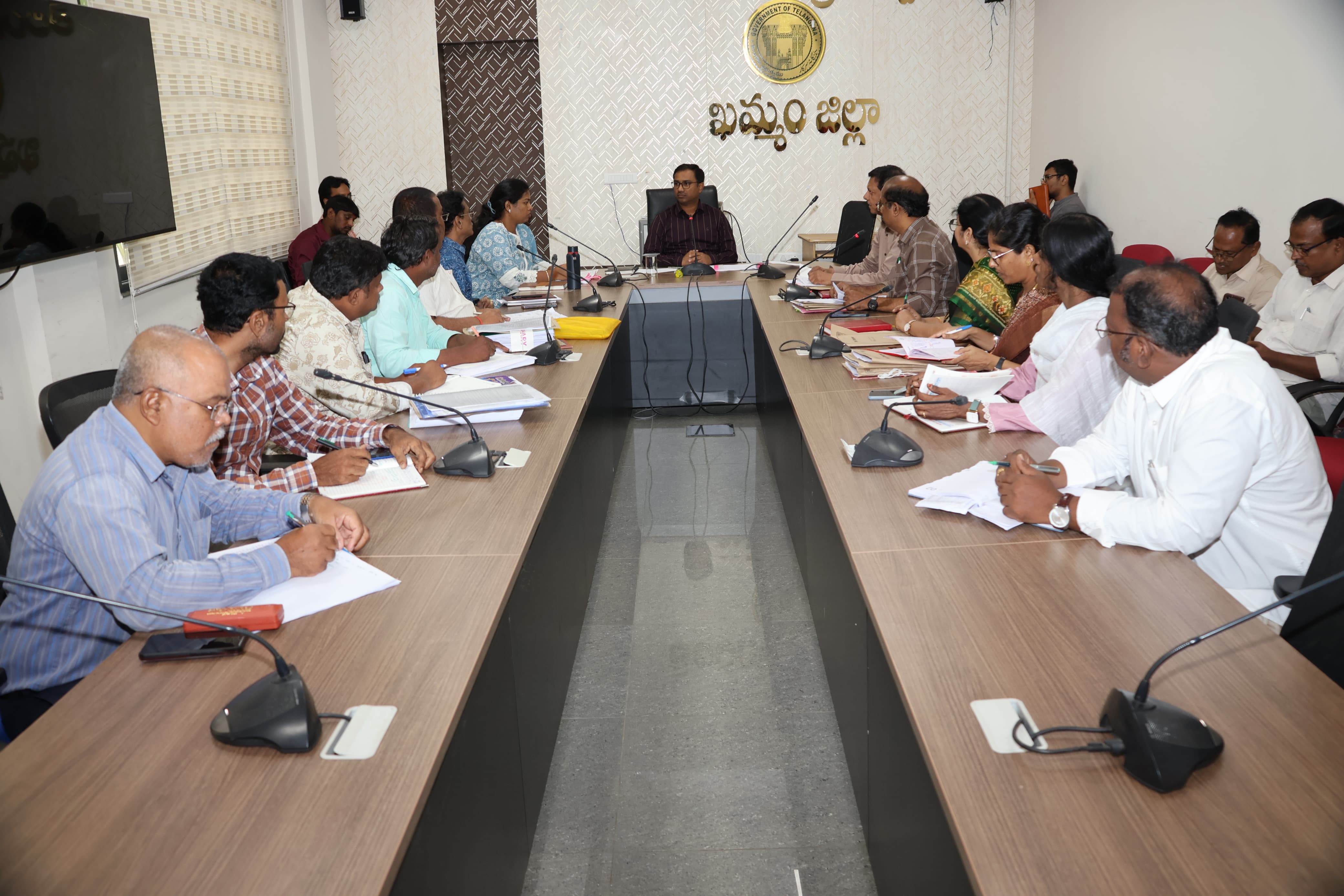 ప్రతి ప్రాథమిక ఆరోగ్య కేంద్రంలో అవసరమైన సౌకర్యాలు కల్పించాలి: జిల్లా కలెక్టర్ దివాకర టిఎస్