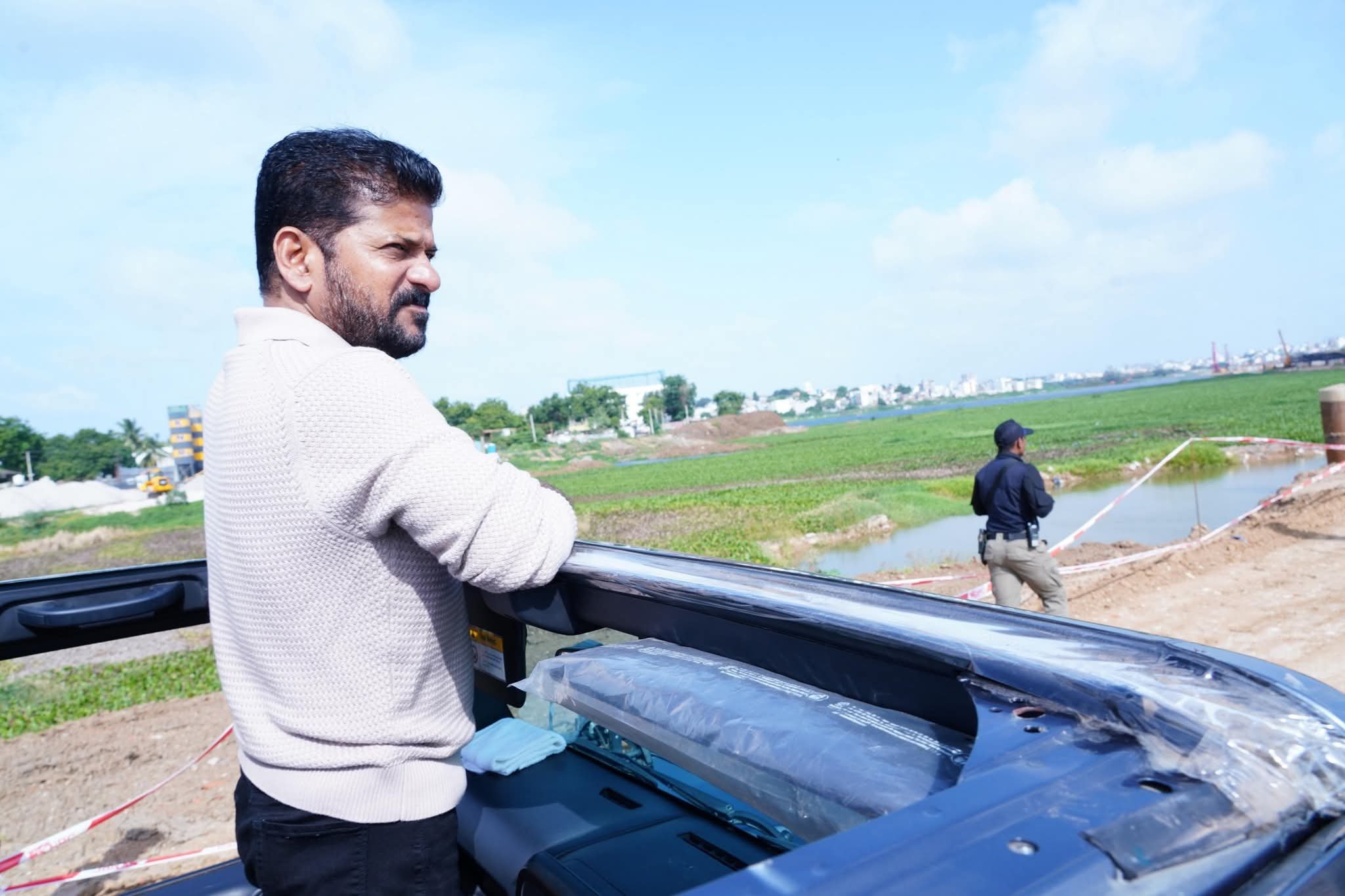 మీరాలం ట్యాంక్ ను పరిశీలించిన సీఎం రేవంత్ రెడ్డి
