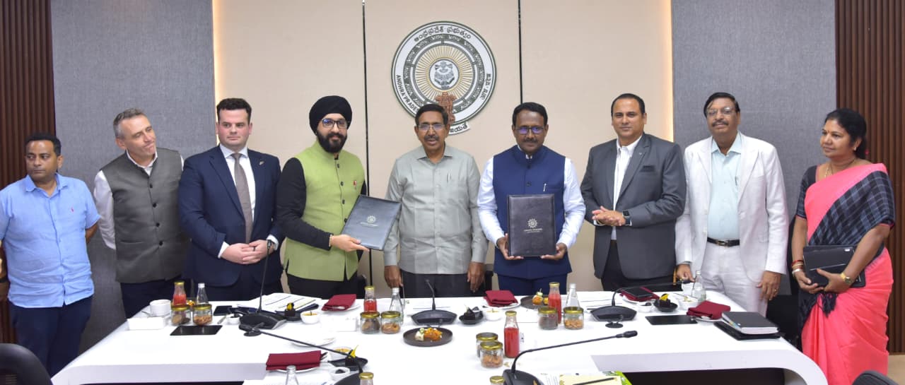 యూకె ప్రభుత్వంతో ఏపీ మున్సిపల్ శాఖ ఒప్పందం