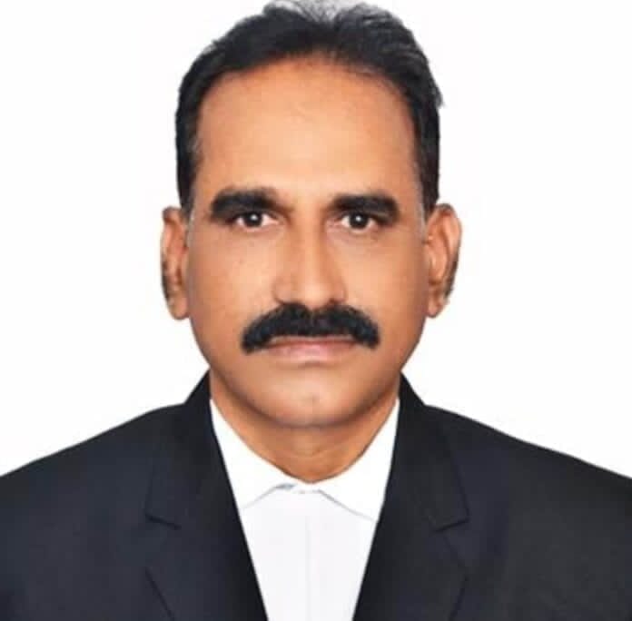 పోరాట ఘట్టాలు & జీవిత విశేషాలు: