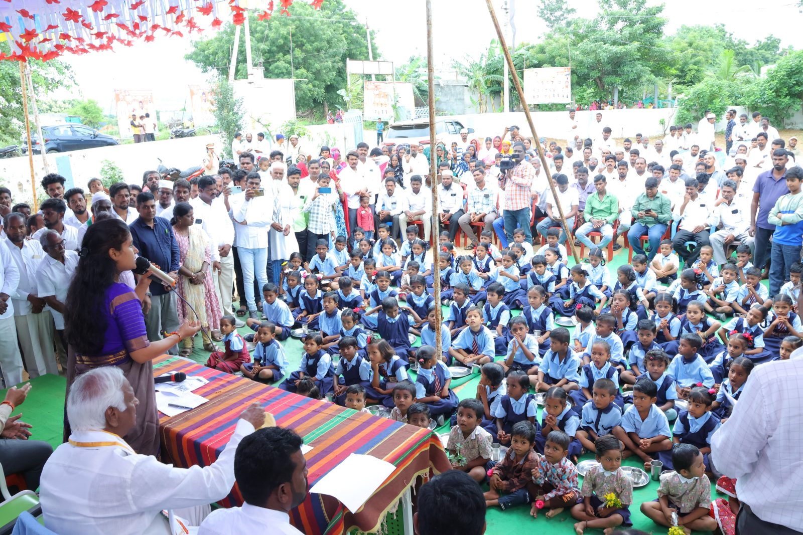 తెలంగాణ ప్రభుత్వ పాఠశాలల్లో అల్పాహారం దేశానికే మార్గదర్శకం