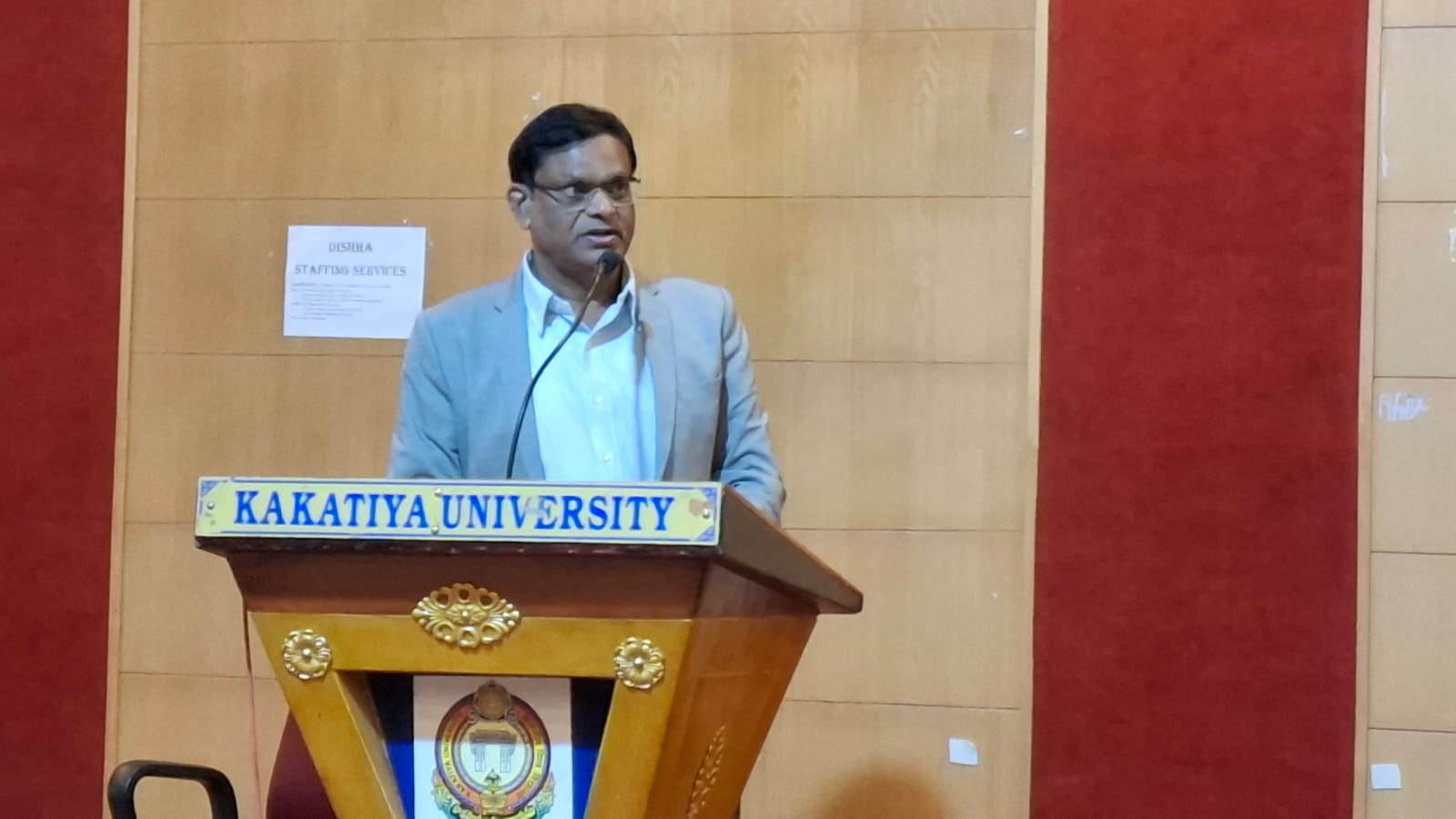 క్రీడలతో పాటు విద్యార్థుల సర్వతోముఖాభివృద్ధికి ఫిజికల్ డైరెక్టర్స్ కృషి చేయాలి
