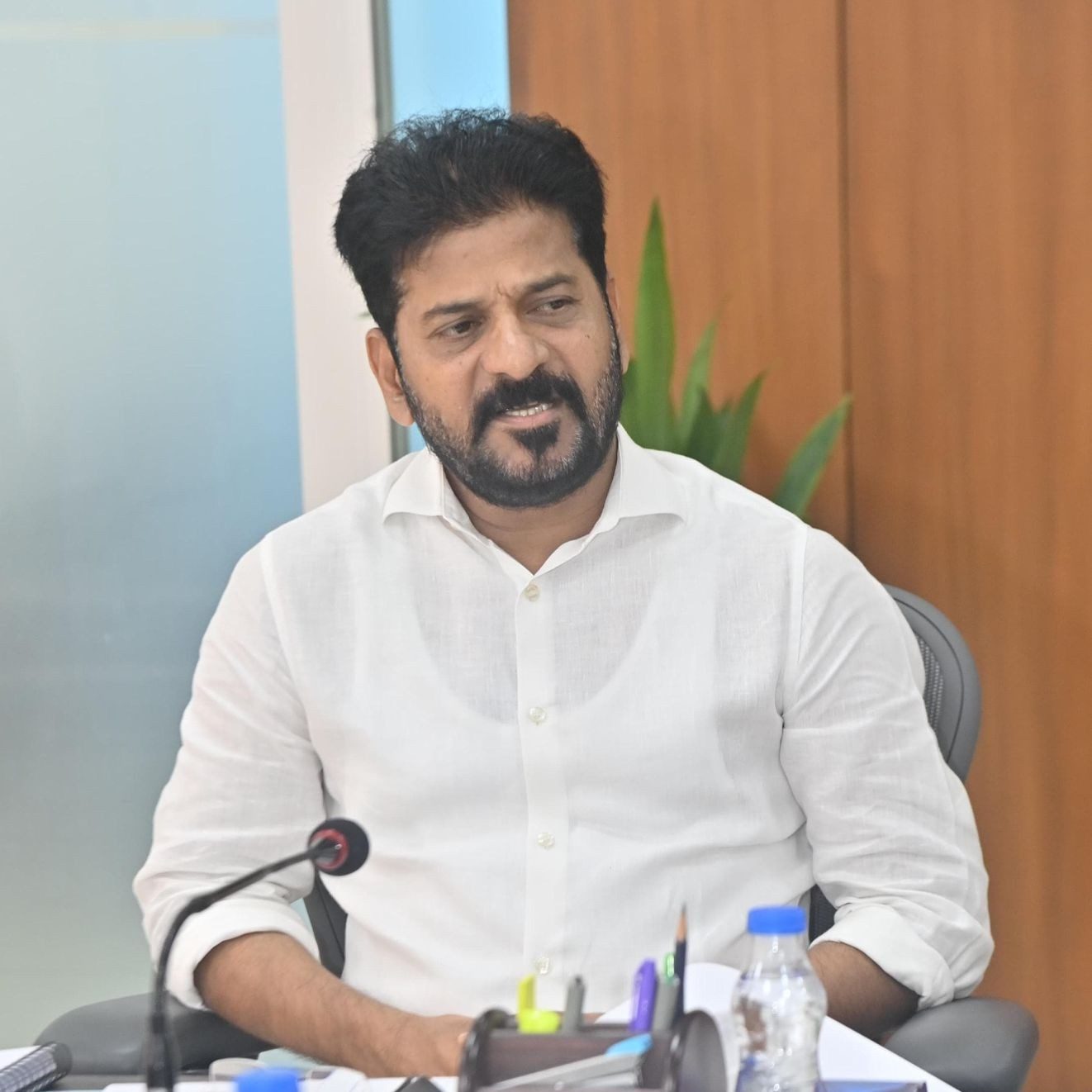 తెలంగాణ మలిదశ ఉద్యమకారుడు లింగాల కేదారి కుటుంబానికి పది లక్షలు ఆర్ధిక సహాయం