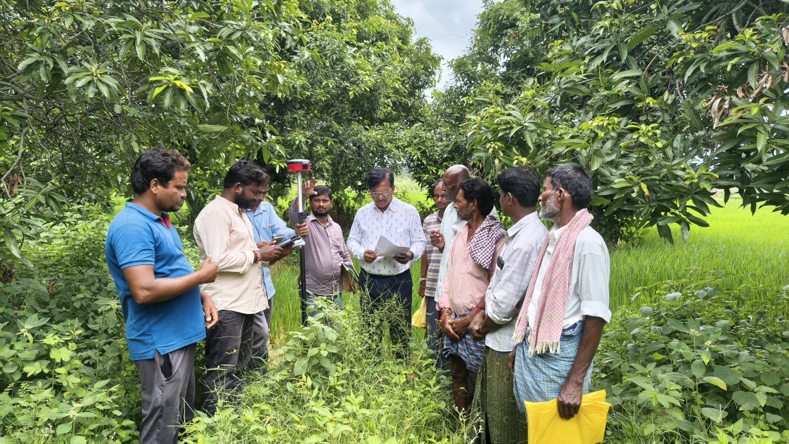 భూ రీ-సర్వే పనులను పారదర్శకంగా, వేగవంతంగా పూర్తి చేయాలి