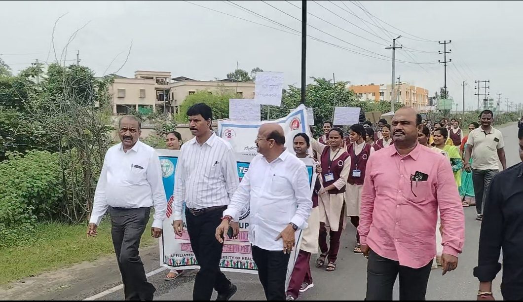 నేత్రదానం ద్వారా అంధుల జీవితాల్లో వెలుగు నింపాలి