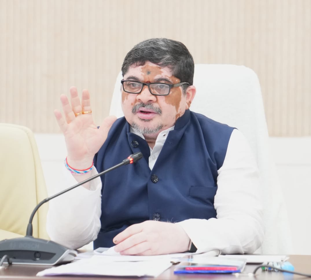 హైదరాబాద్ రవాణా వ్యవస్థ విస్తరణకు ప్రభుత్వం సమగ్ర ప్రణాళిక: మంత్రి పొన్నం ప్రభాకర్