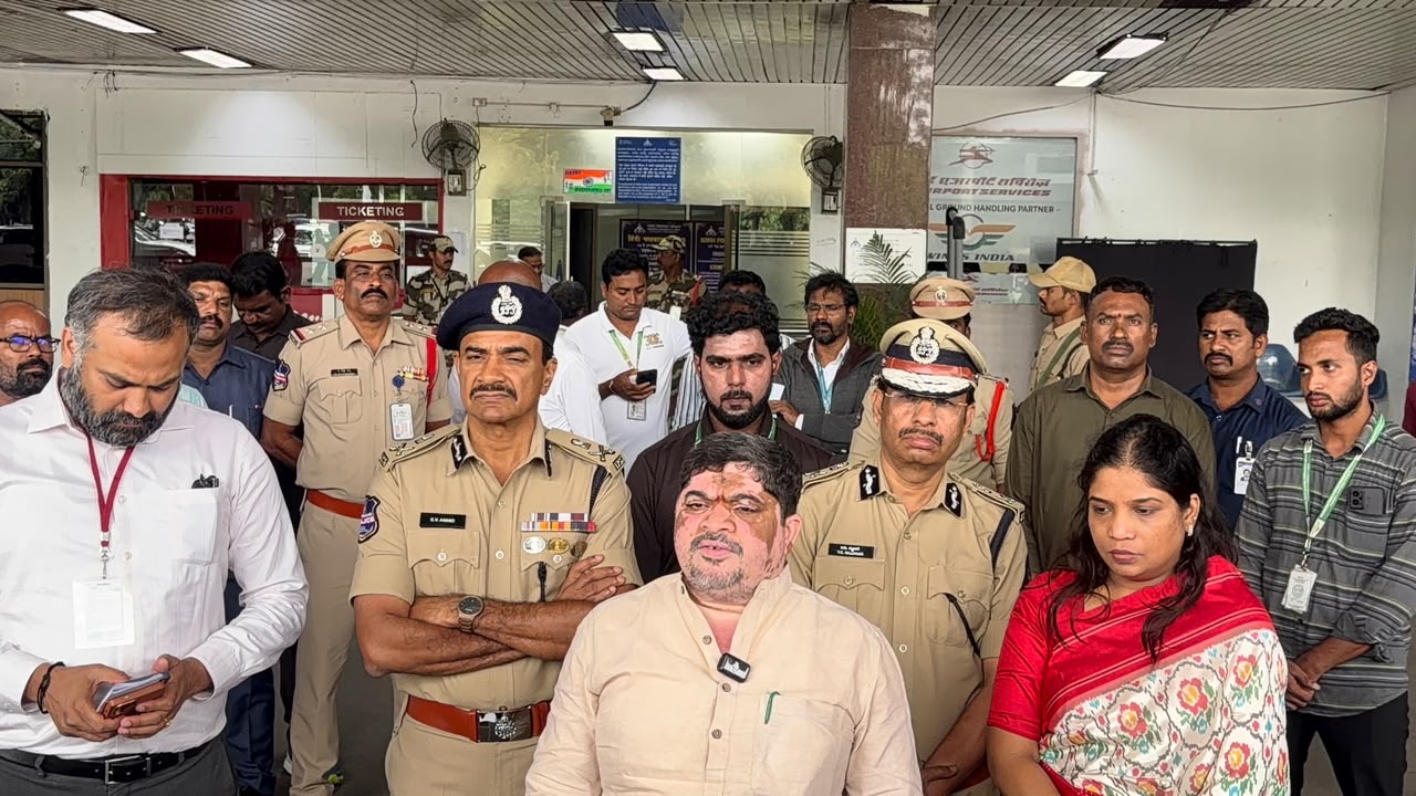 గణేశ్ నిమజ్జన ప్రక్రియ ప్రశాంతంగా కొనసాగుతోంది: హైదరాబాద్ ఇంచార్జి మంత్రి పొన్నం ప్రభాకర్