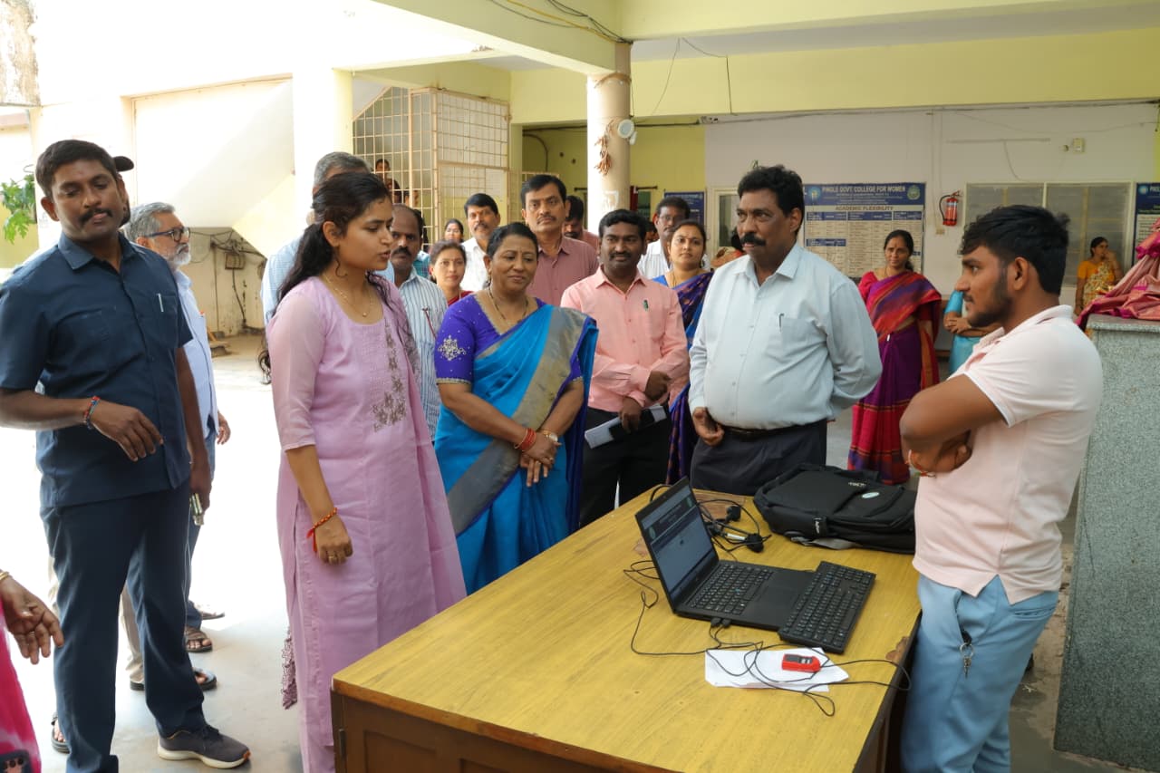 పరీక్ష నిర్వహణకు పకడ్బందీ ఏర్పాట్లు పూర్తి చేయాలి