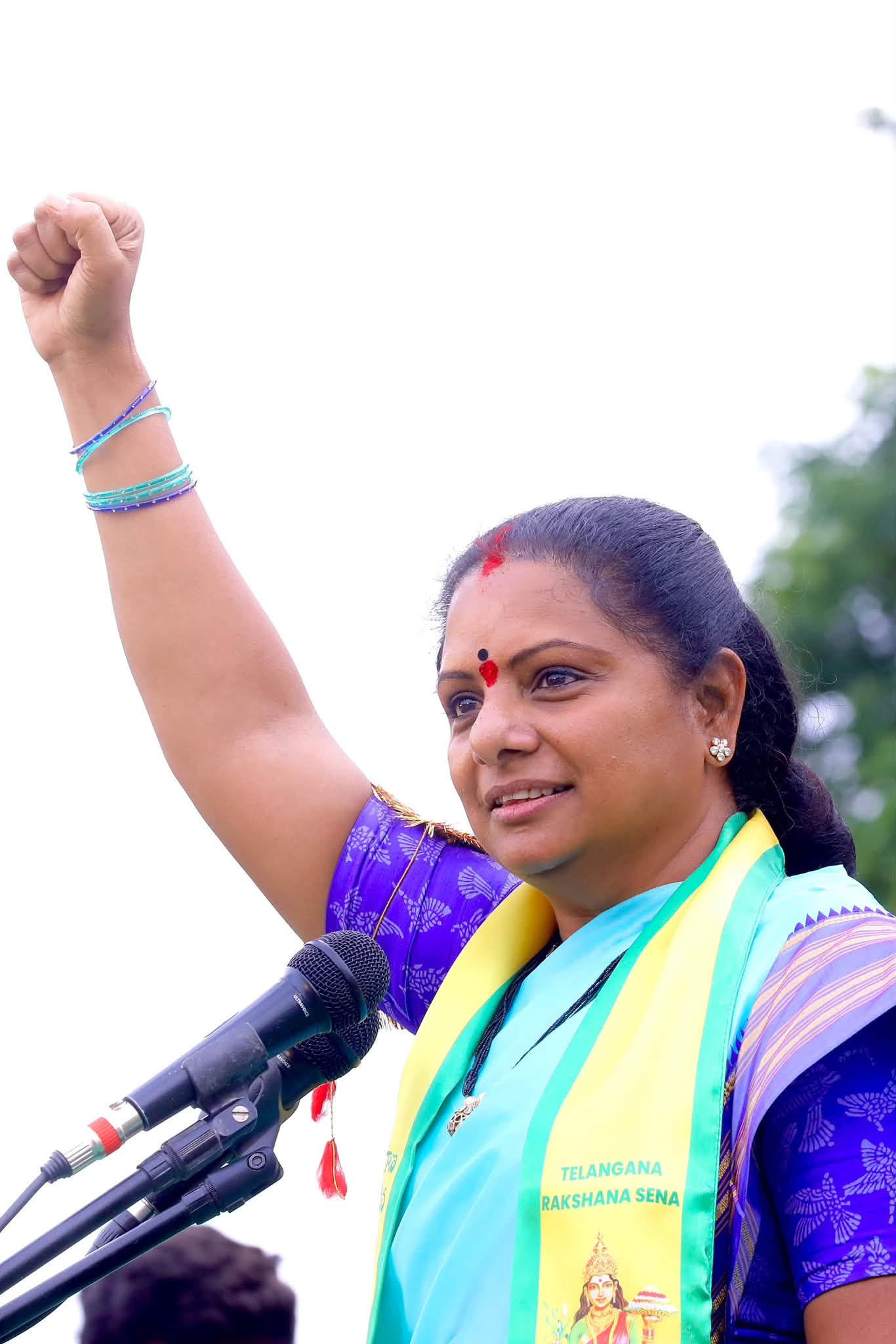 కవిత ఆ వర్గాన్ని టార్గెట్ చేస్తున్నారా?