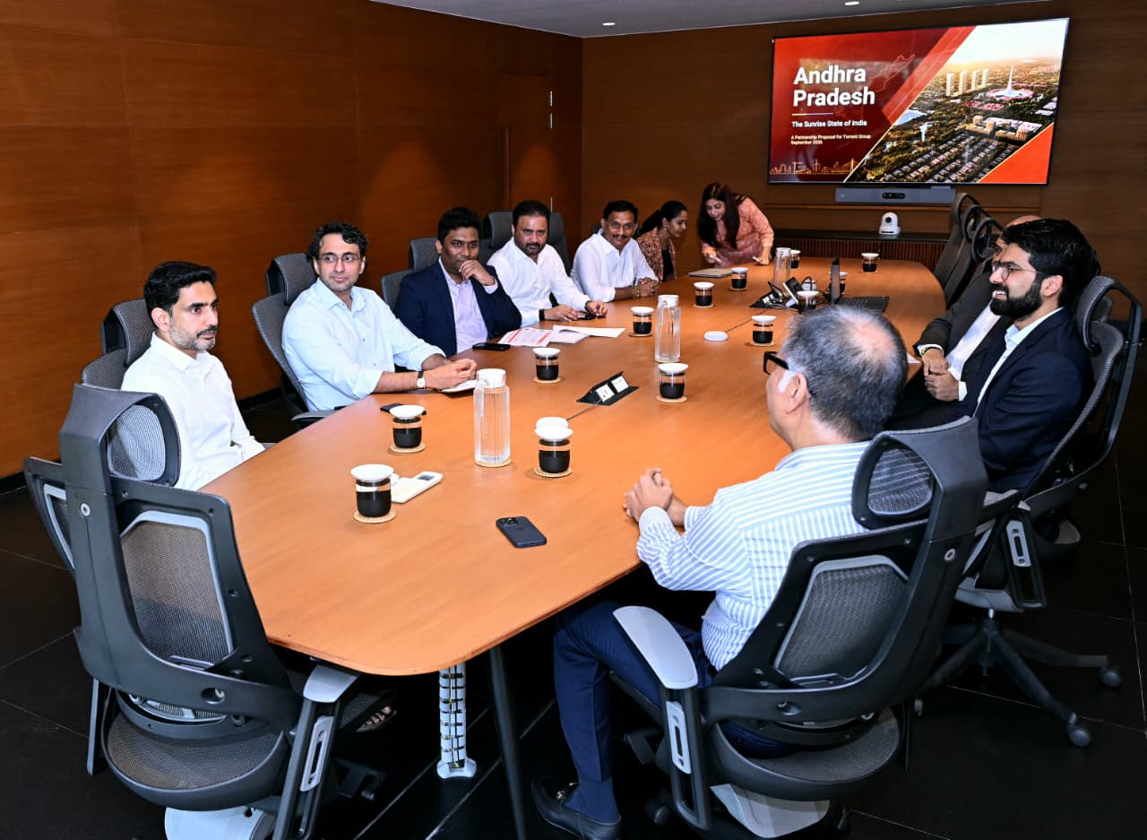 ఏపీలో పెట్టుబడుల అవకాశాలను పరిశీలించాలి: మంత్రి నారా లోకేష్