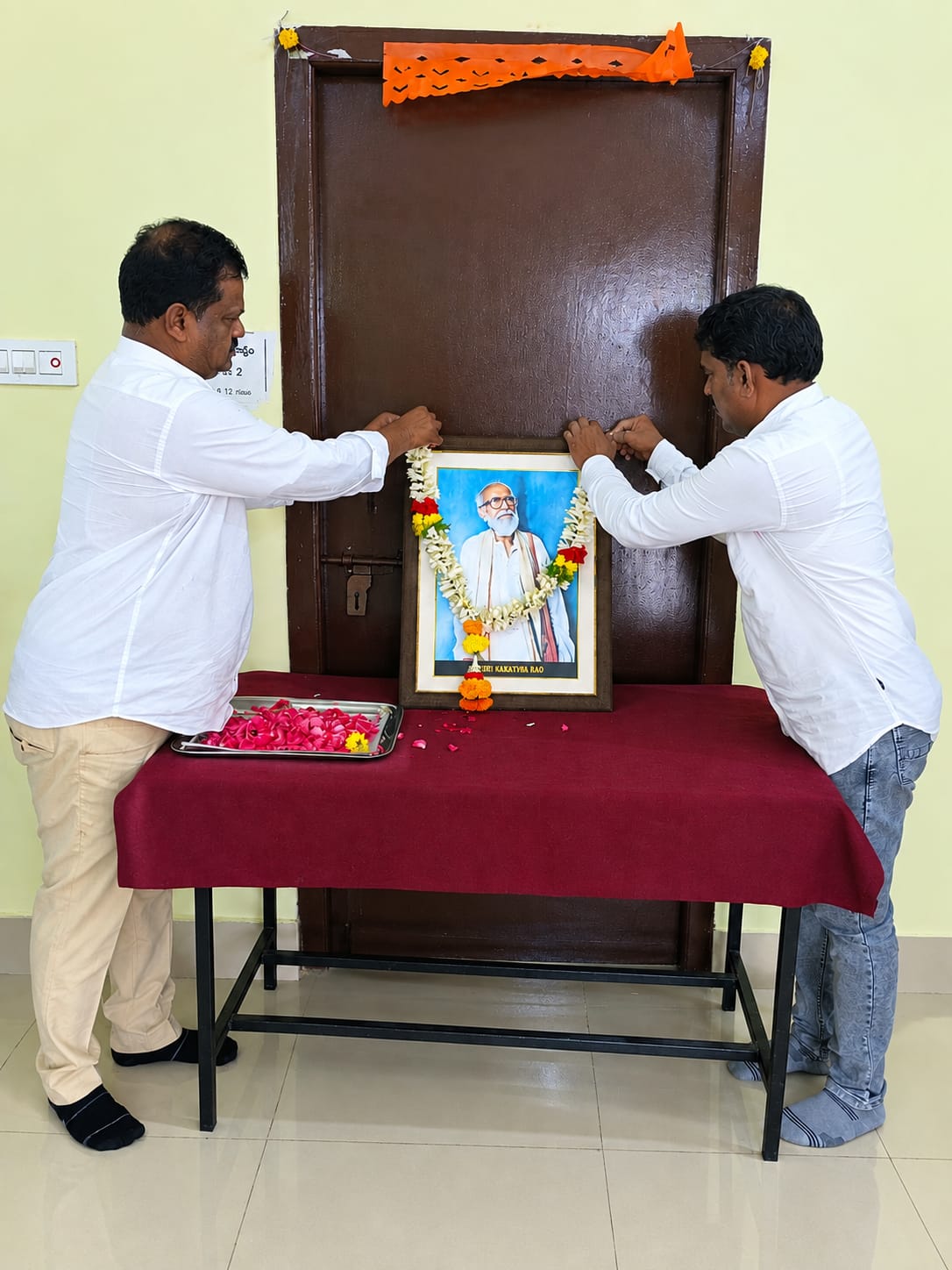 వర్దన్నపేటలో ఘనంగా కాళోజి  జయంతి వేడుకలు