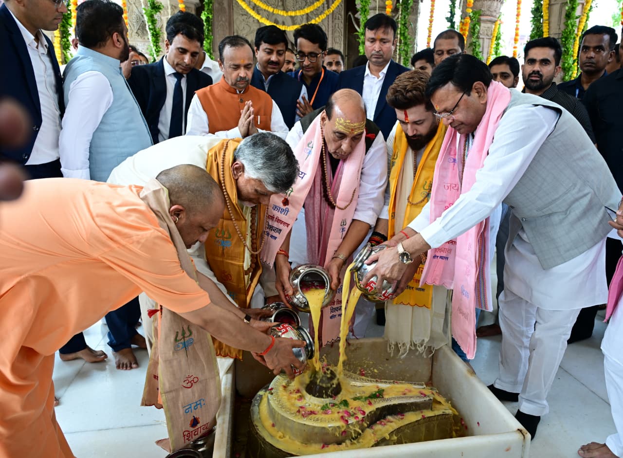 సేవా సంకల్ప్ అభియాన్ కార్యక్రమంలో పాల్గొన్న సీఎం చంద్రబాబు