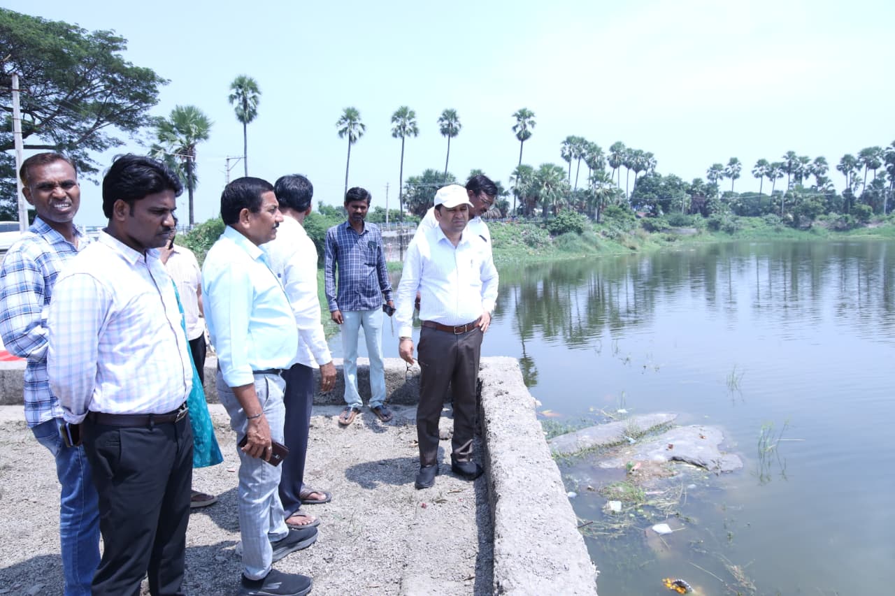 వినాయక నిమజ్జనానికి పటిష్ఠ ఏర్పాట్లు పూర్తి చేయాలి: బల్దియా కమిషనర్ టీ. వెంకన్న