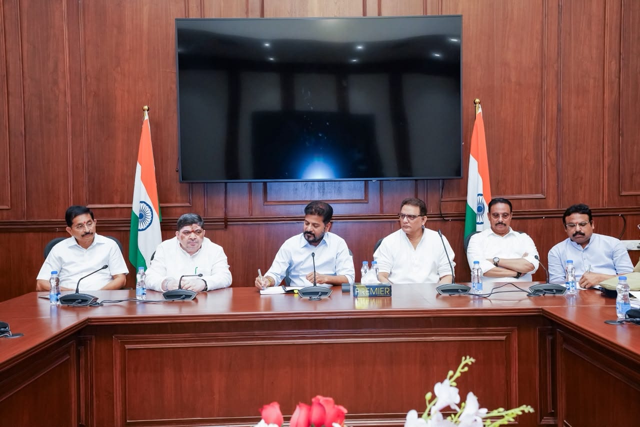 గణేశ్ ఉత్సవ ఏర్పాట్లపై ఉన్నతస్థాయి సమీక్ష సమావేశం