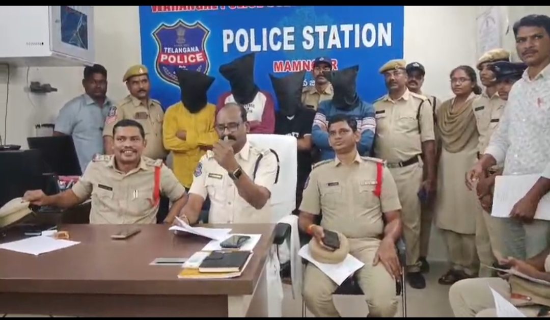 జంటలను బెదిరించి, వసూళ్లు.. నలుగురు నిందితుల అరెస్ట్