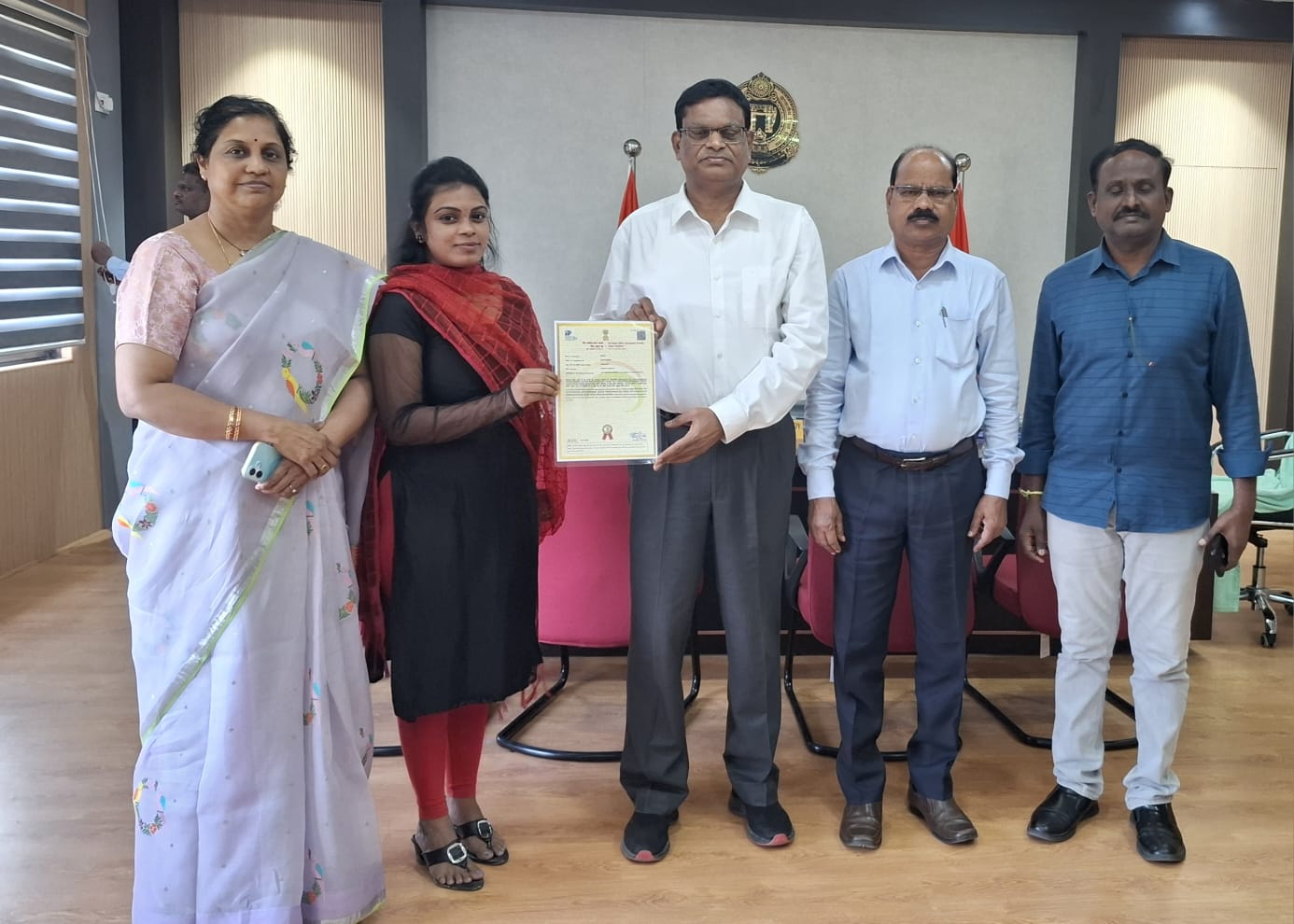 కేయూ జంతుశాస్త్ర విభాగ వినూత్న పరిశోధనకు పేటెంట్