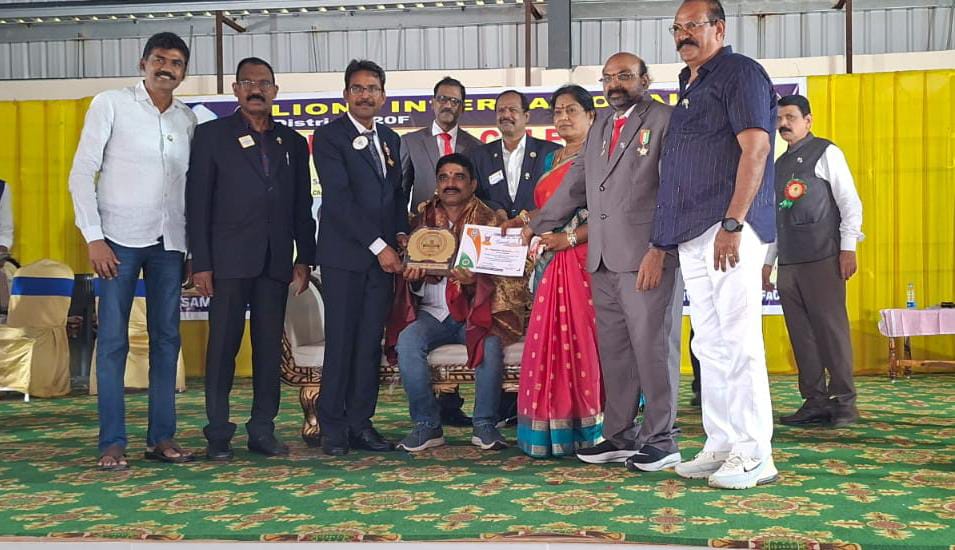 జిల్లా ఉత్తమ ఉపాధ్యాయుడికి లయన్స్ క్లబ్ సూర్య ఘన సన్మానం