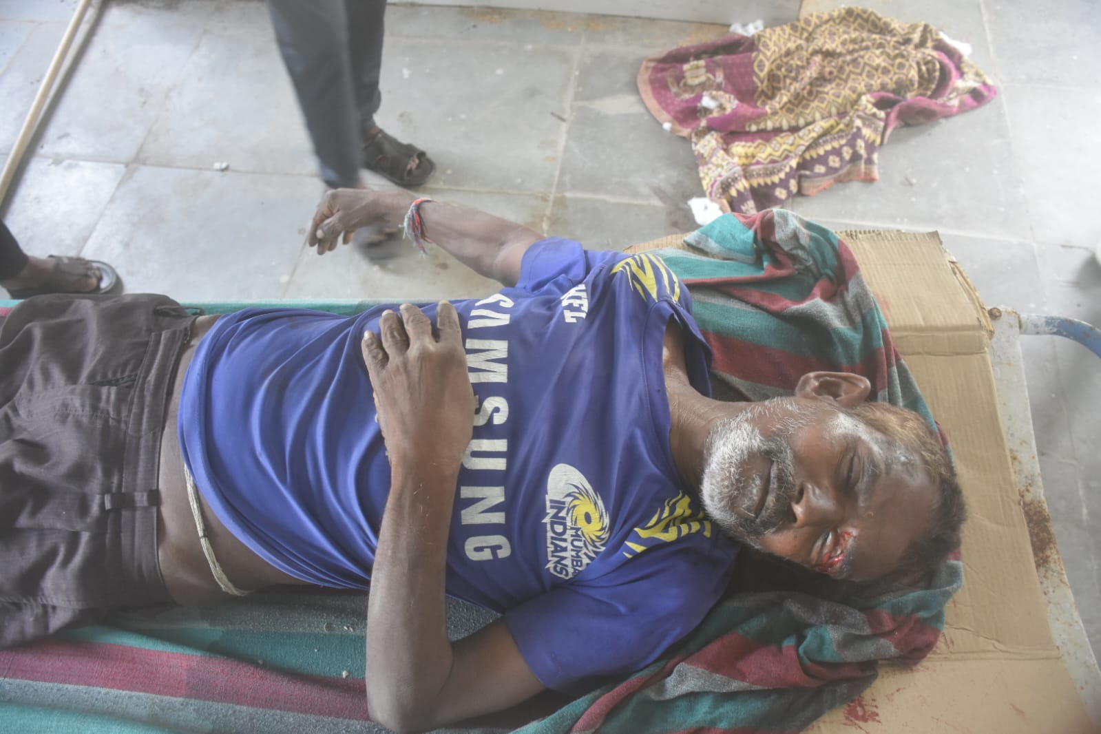 వర్ధన్నపేట ప్రభుత్వ ఏరియా ఆసుపత్రి పరిధిలో దారుణ ఘటన?