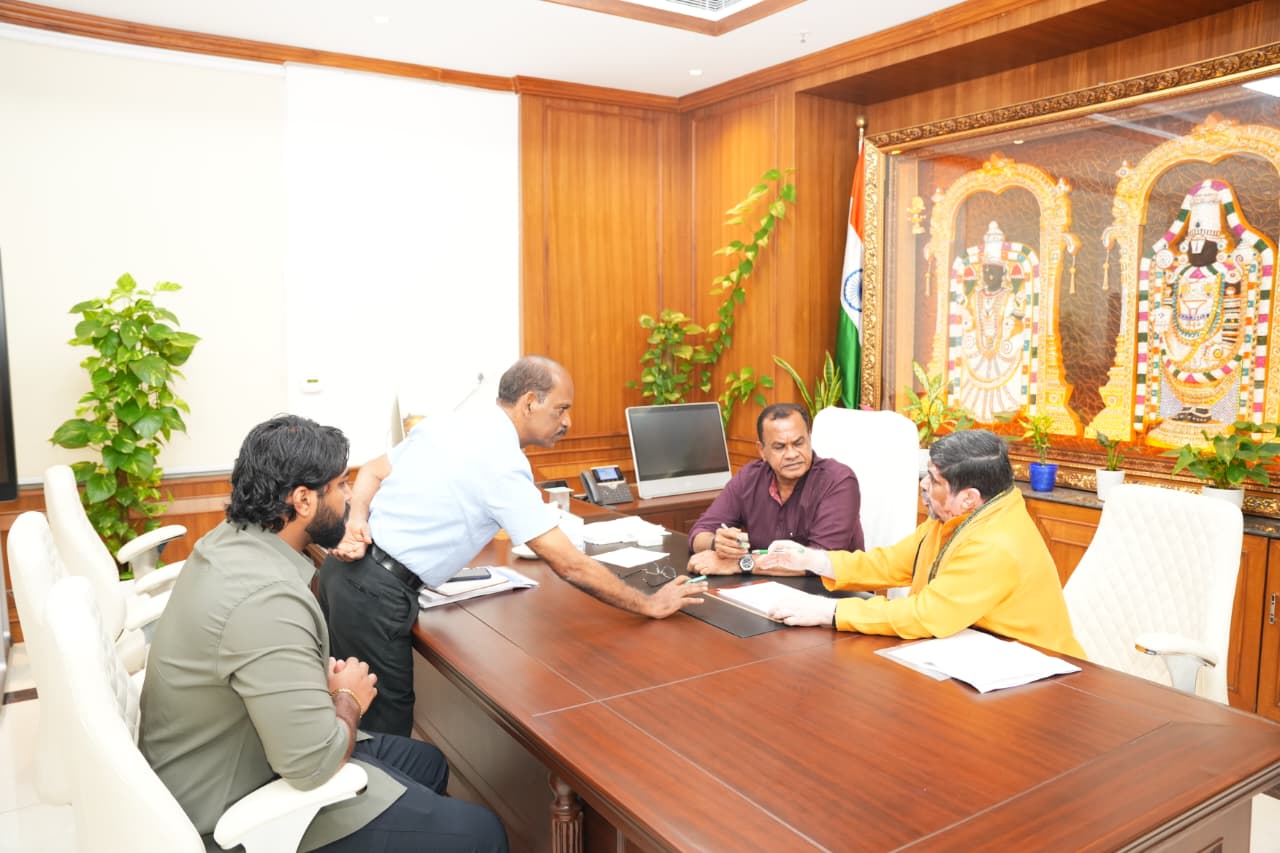 హుస్నాబాద్ నియోజకవర్గంలో ఆర్‌అండ్‌బీ రోడ్ల పనులు త్వరితగతిన పూర్తి చేయాలి