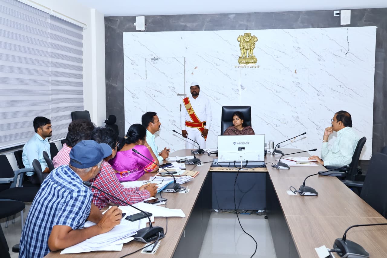 జిల్లాలో త్రాగునీరు సమస్యలు తలెత్తకుండా ముందస్తు చర్యలు తీసుకోవాలి