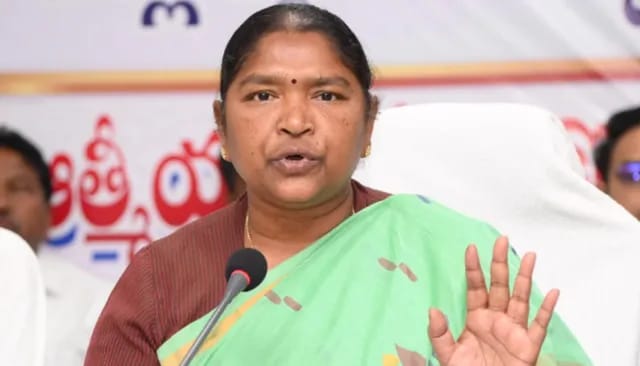 అర్హులైన ప్రతి దివ్యాంగుడికి పింఛన్: మంత్రి సీతక్క